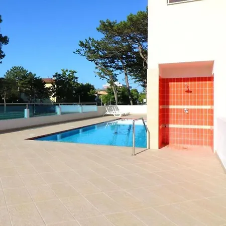 Daire Swimming Pool And Fun In *