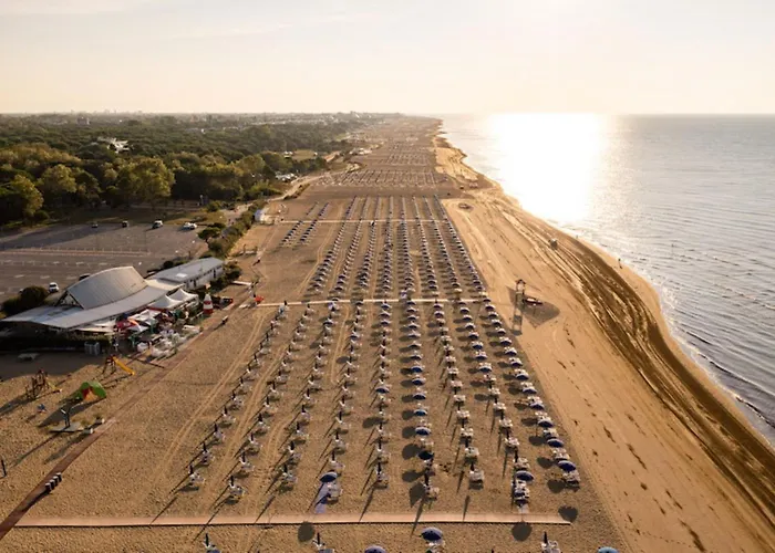 Swimming Pool And Fun In Lejlighed
